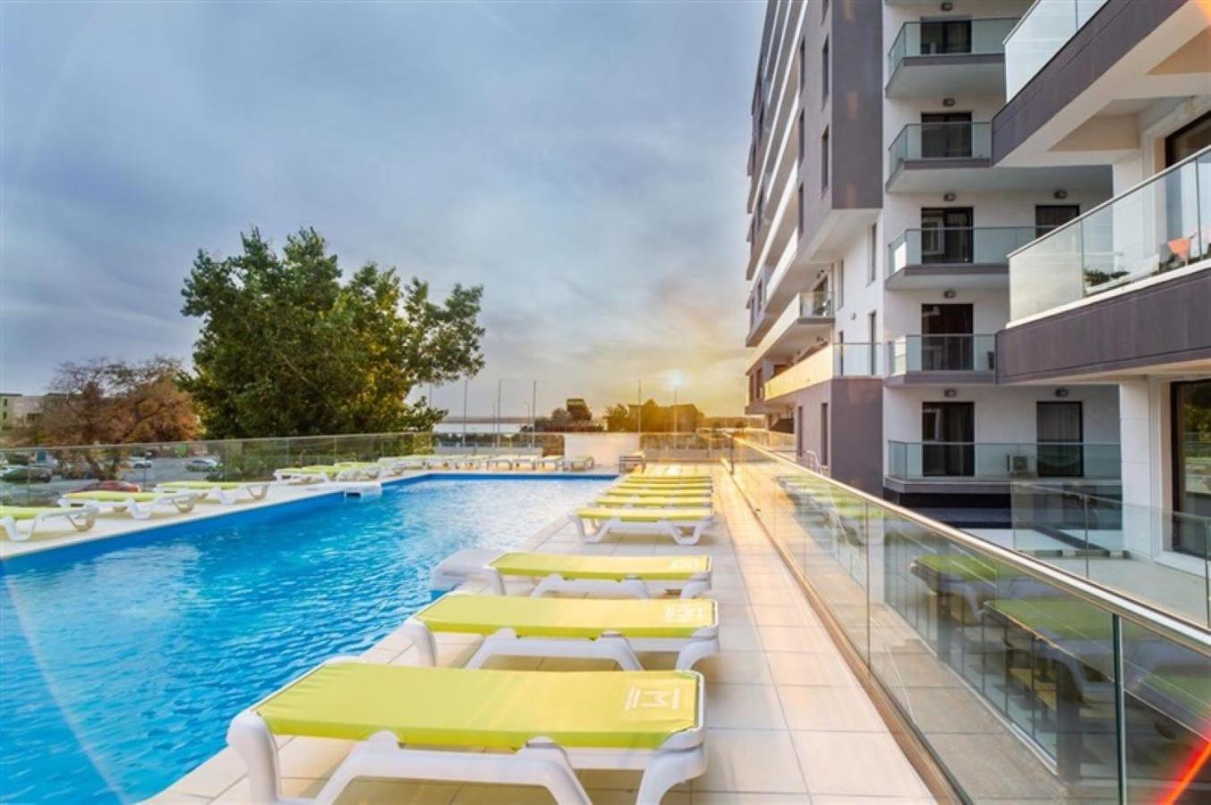Mira Residence Apart & Penthouse Năvodari Exterior foto